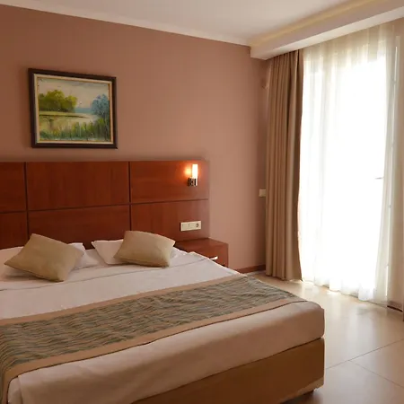 Artemis Princess Alanya